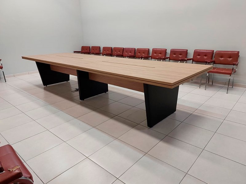 Coresul Móveis e Equipamentos para Escritório | Cadeiras para Escritório em Curitiba.