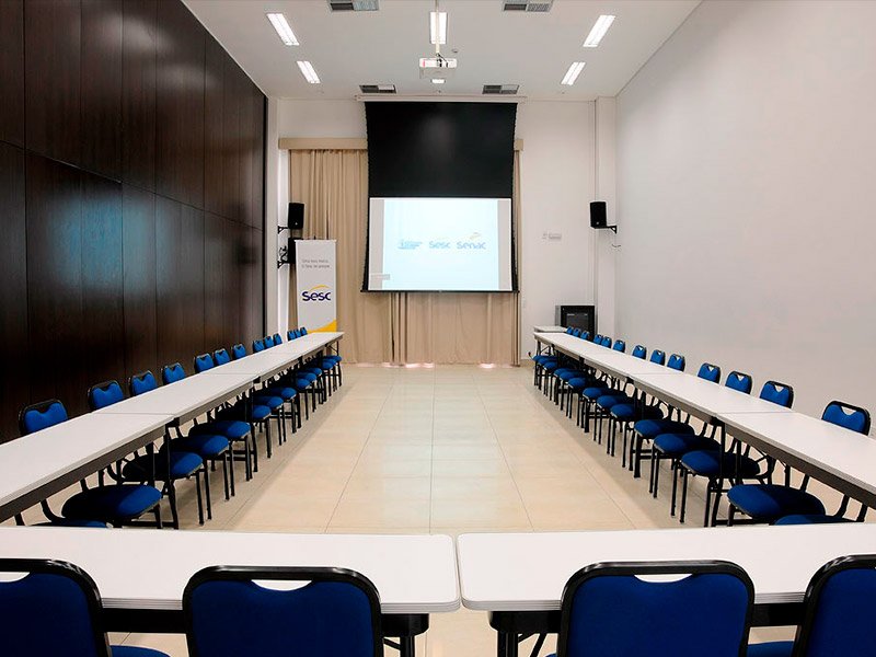 Coresul Móveis e Equipamentos para Escritório | Cadeiras para Escritório em Curitiba.
